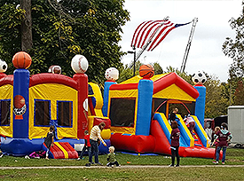 Bounce House ate Garfield Park