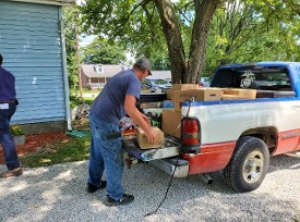 VSC delivering drinks and snacks to a new women's shelter in Clay City Indiana VSC delivering drinks and snacks to a new women's shelter in Clay City Indiana